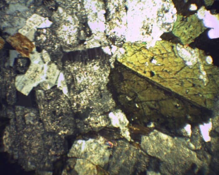 lame mince de diorite