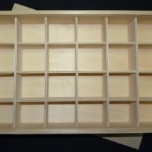 BOITE BOIS PLUMIER 24 CASES (40x25x7cm)