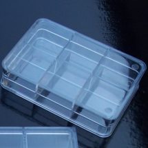 BOITE PLASTIQUE CRISTAL 6 CASES (6x9x2cm)