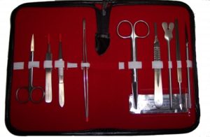 trousse à dissection (9 instruments)