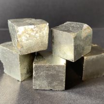 Cubes de cristal de pyrite provenant du Pérou, lot de 5