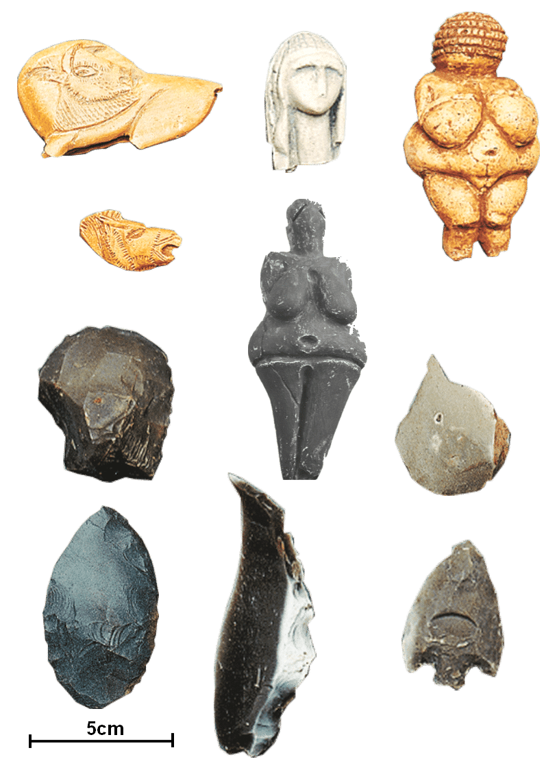 ensemble des 10 pièces de préhistoire